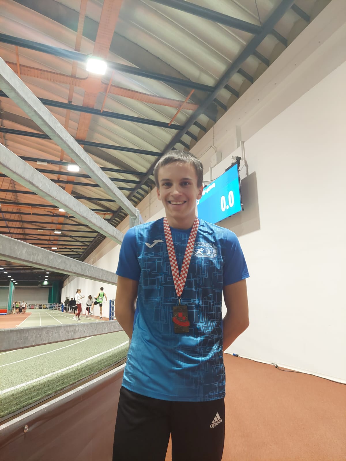 Luka Kvaternik brončani na 200m na dvoranskom prvenstvu države