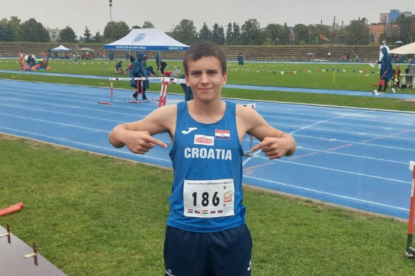 Luka Kvaternik osvojio  brončanu reprezentativnu medalju na petoboju nacija u Slovačkoj